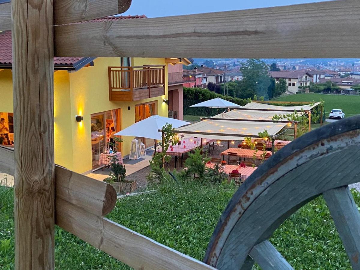 Agriturismo La Soglia Del Parco Ranica Exterior photo